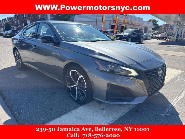 2023 Nissan Altima 2.5 SR