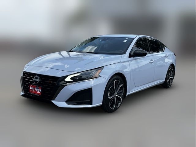 2023 Nissan Altima 2.5 SR