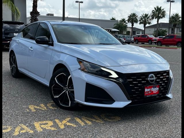 2023 Nissan Altima 2.5 SR