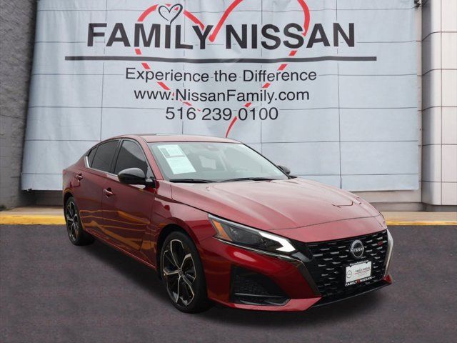 2023 Nissan Altima 2.5 SR