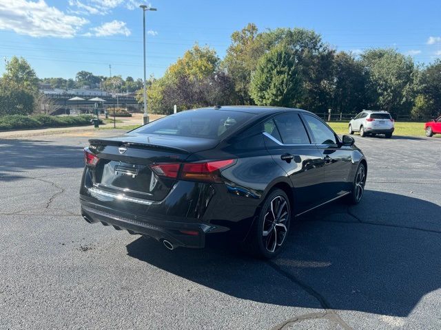 2023 Nissan Altima 2.5 SR