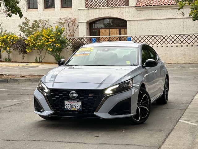 2023 Nissan Altima 2.5 SR