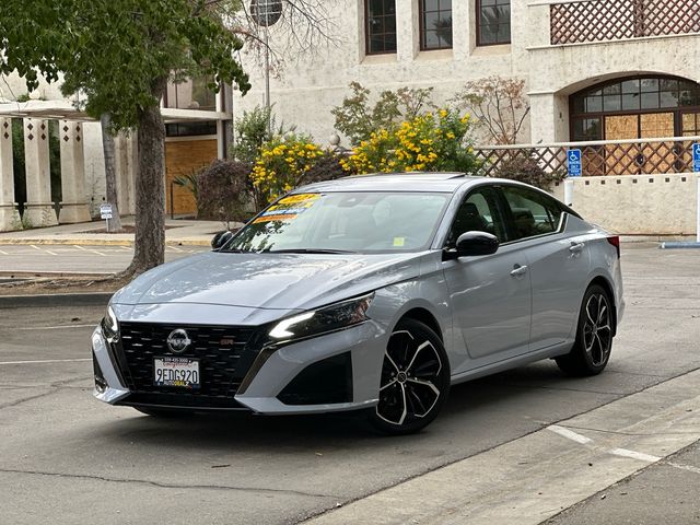 2023 Nissan Altima 2.5 SR