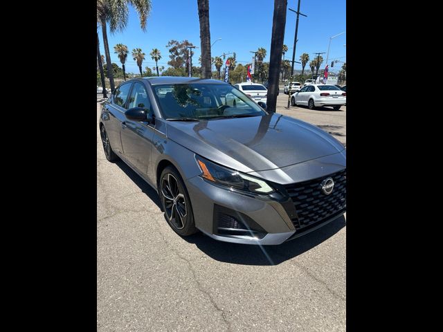2023 Nissan Altima 2.5 SR