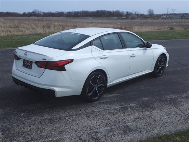 2023 Nissan Altima 2.5 SR