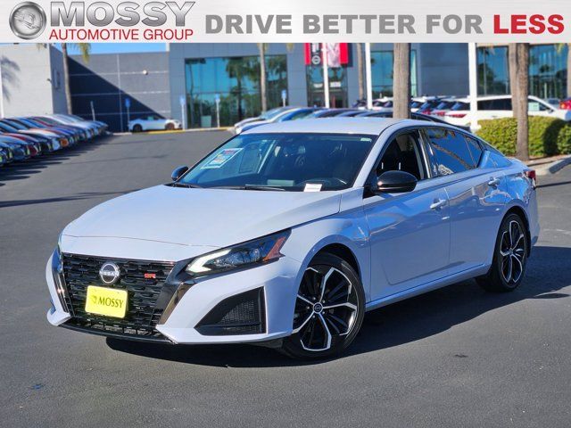 2023 Nissan Altima 2.5 SR