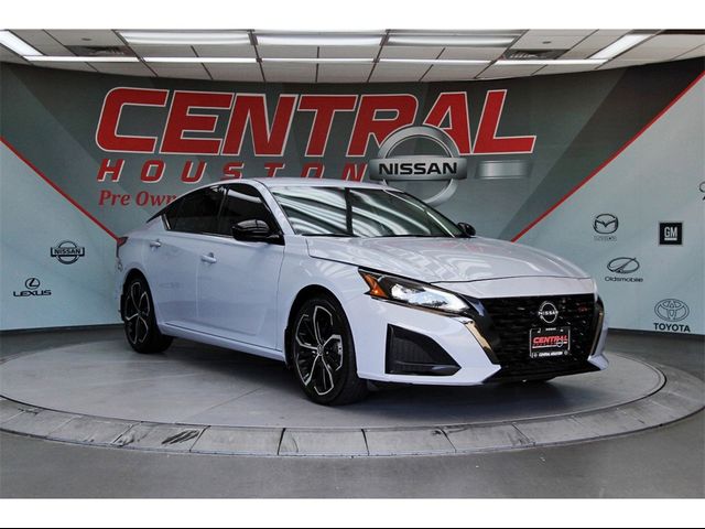 2023 Nissan Altima 2.5 SR