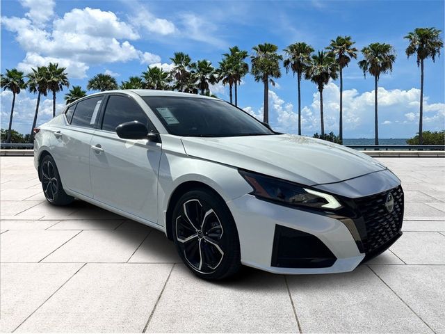 2023 Nissan Altima 2.5 SR