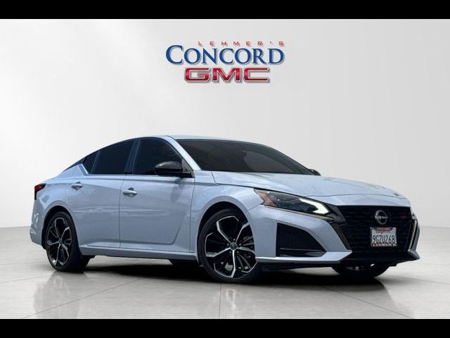 2023 Nissan Altima 2.5 SR