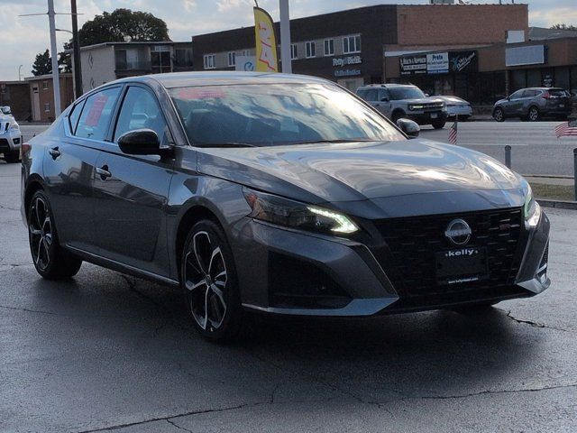 2023 Nissan Altima 2.5 SR