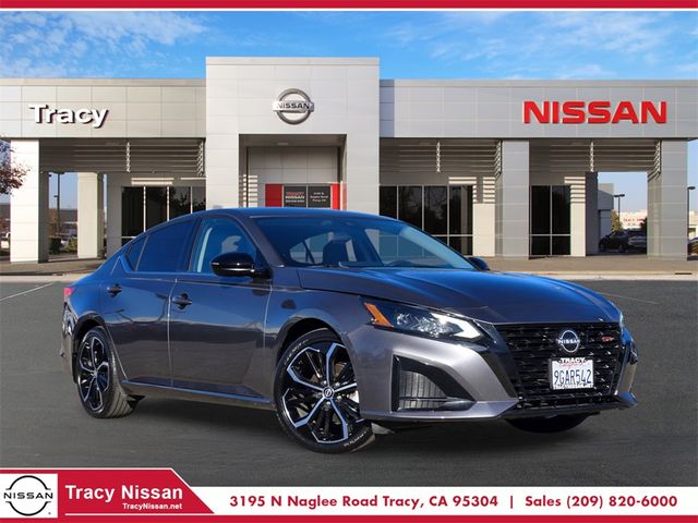 2023 Nissan Altima 2.5 SR