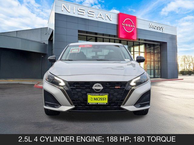 2023 Nissan Altima 2.5 SR