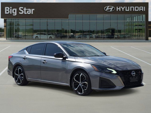 2023 Nissan Altima 2.5 SR