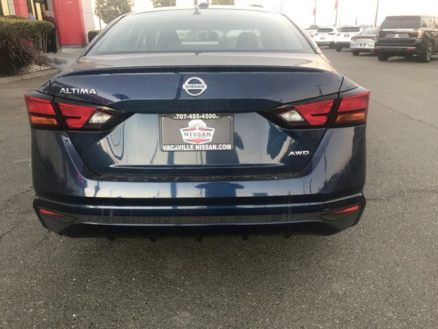 2023 Nissan Altima 2.5 SR