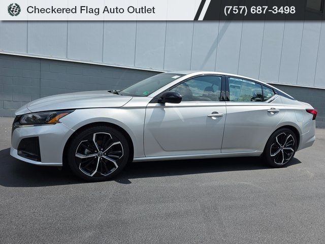 2023 Nissan Altima 2.5 SR