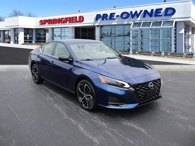 2023 Nissan Altima 2.5 SR