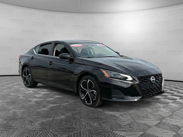 2023 Nissan Altima 2.5 SR