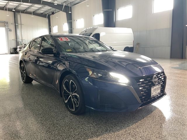 2023 Nissan Altima 2.5 SR