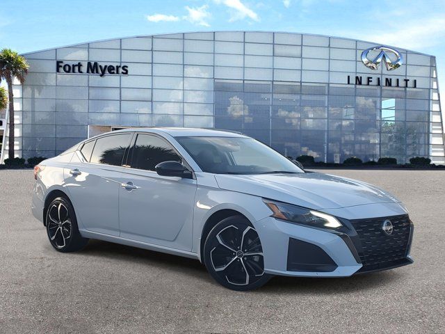 2023 Nissan Altima 2.5 SR