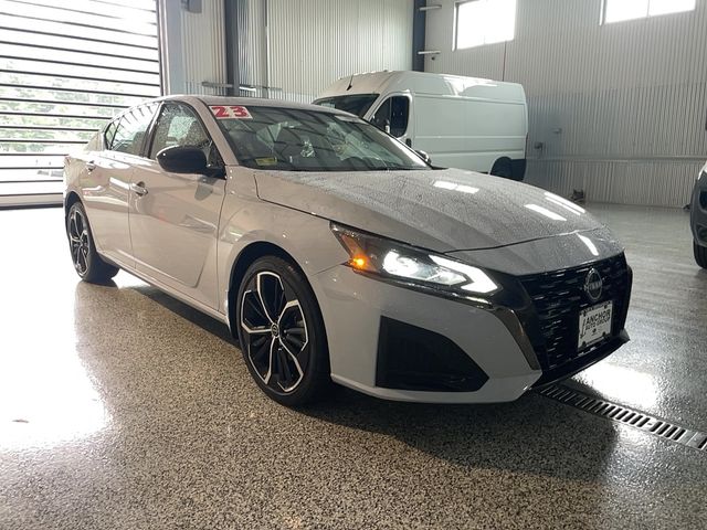 2023 Nissan Altima 2.5 SR