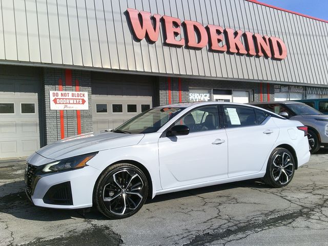 2023 Nissan Altima 2.5 SR