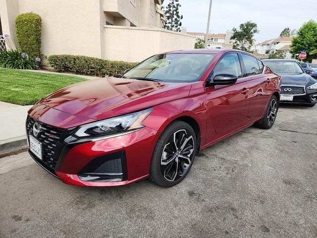 2023 Nissan Altima 2.5 SR