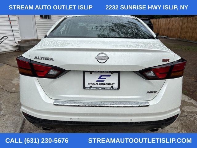 2023 Nissan Altima 2.5 SR