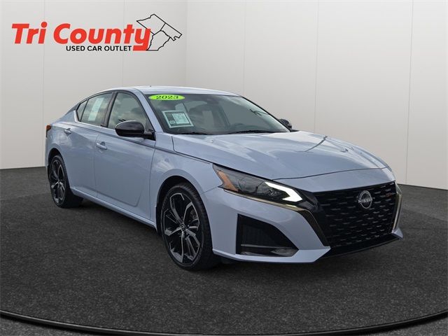 2023 Nissan Altima 2.5 SR