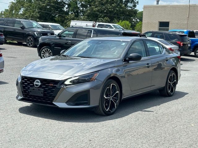 2023 Nissan Altima 2.5 SR