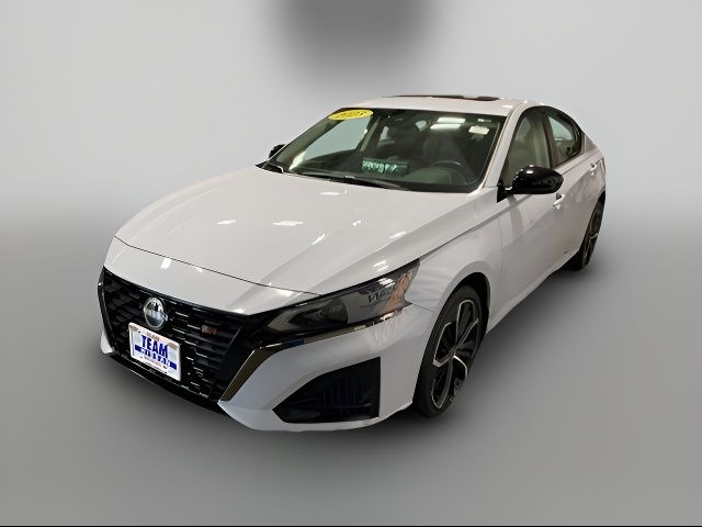 2023 Nissan Altima 2.5 SR