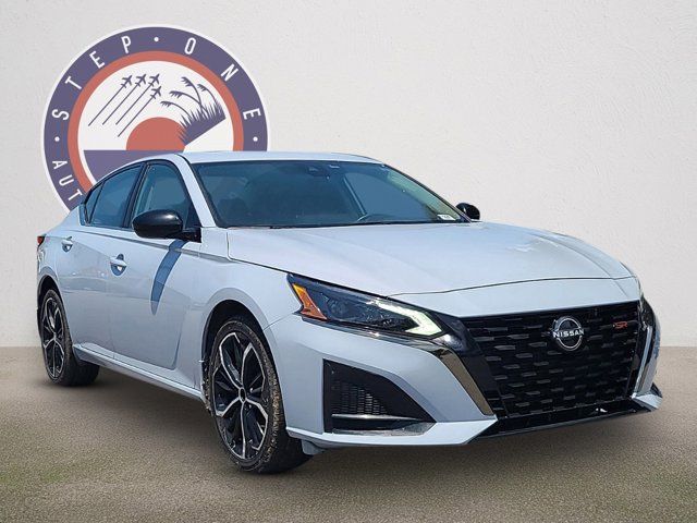 2023 Nissan Altima 2.5 SR