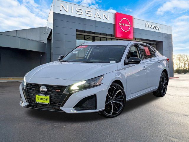 2023 Nissan Altima 2.5 SR