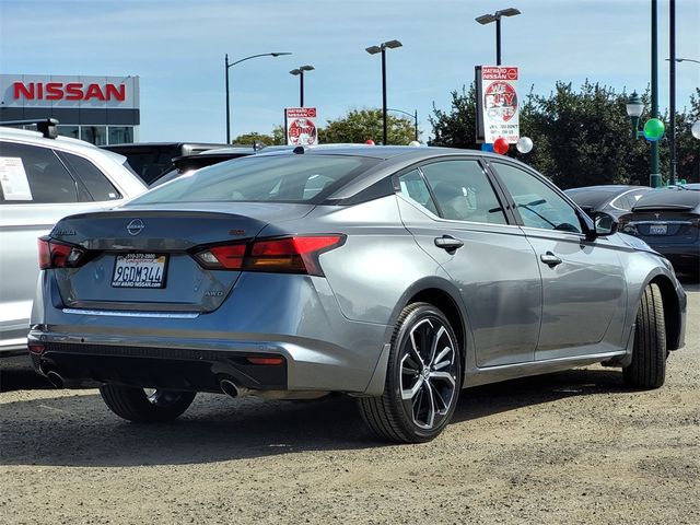 2023 Nissan Altima 2.5 SR