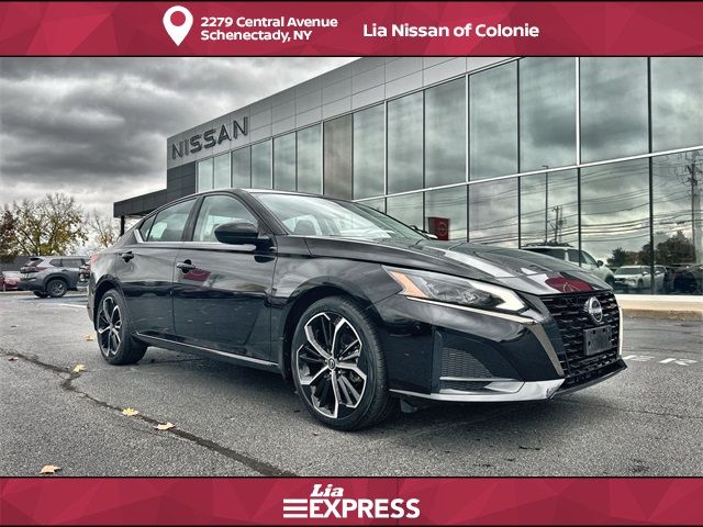 2023 Nissan Altima 2.5 SR