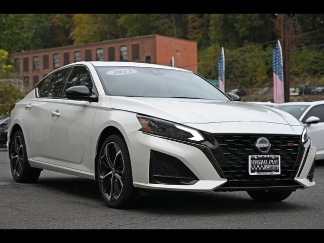 2023 Nissan Altima 2.5 SR