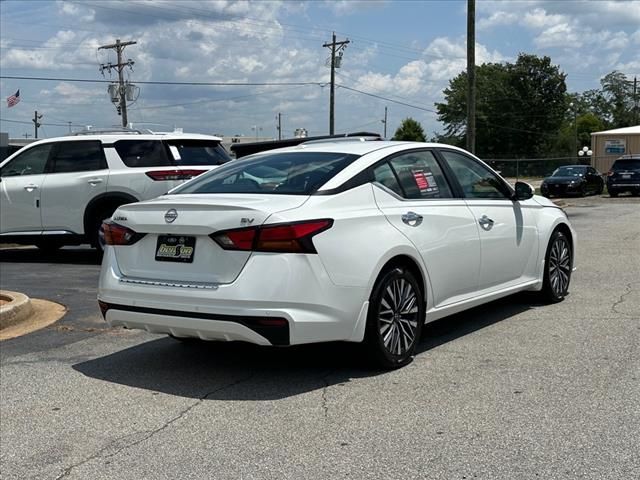 2023 Nissan Altima 2.5 SV