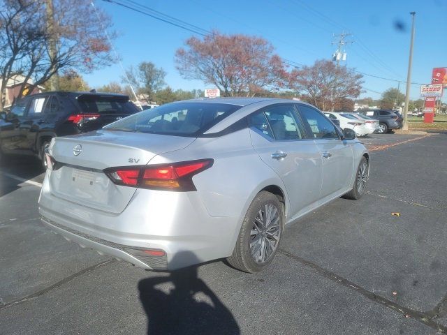 2023 Nissan Altima 2.5 SV