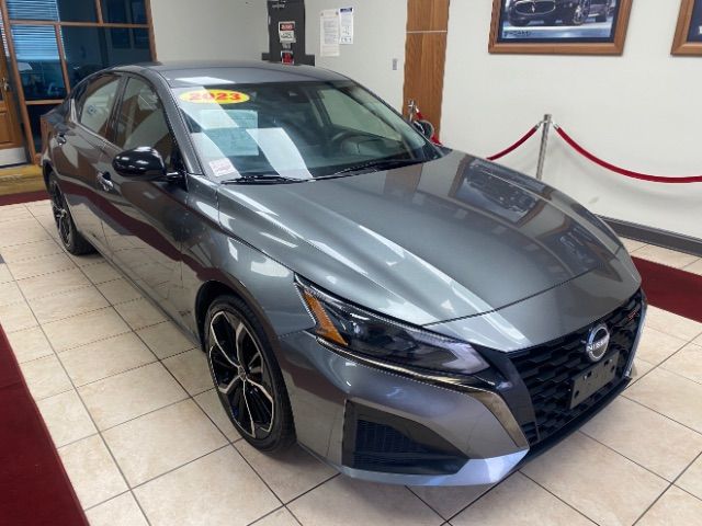 2023 Nissan Altima 2.5 SR