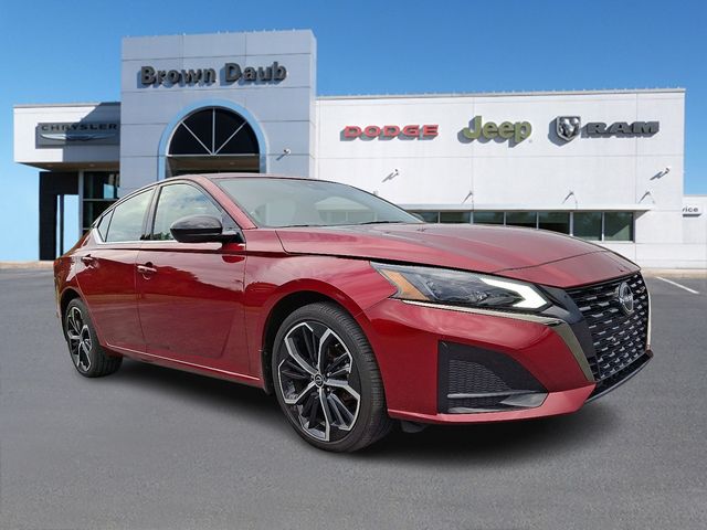 2023 Nissan Altima 2.5 SR