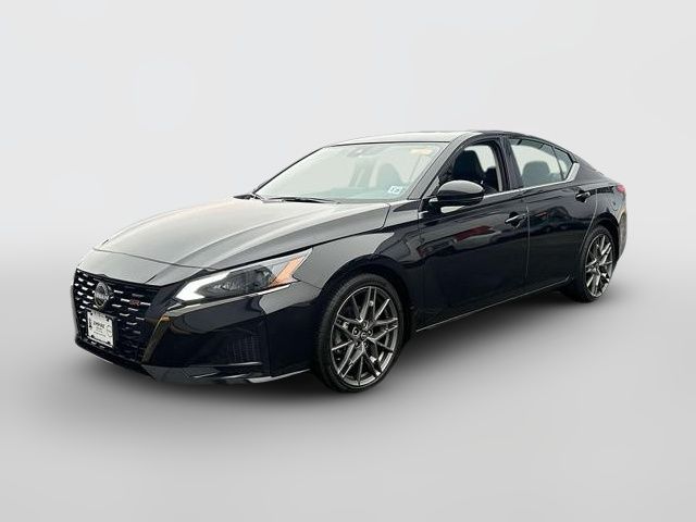 2023 Nissan Altima 2.0 SR