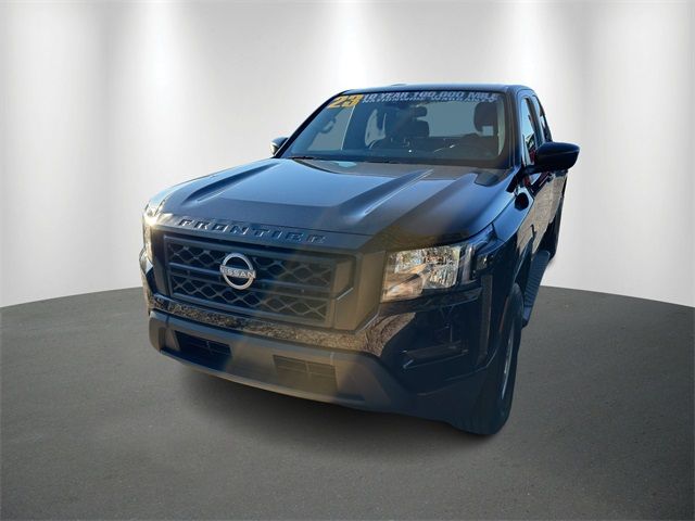 2023 Nissan Frontier S