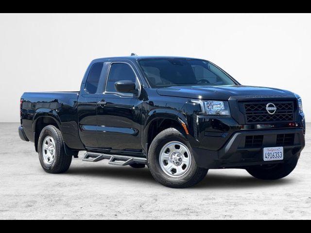 2023 Nissan Frontier S