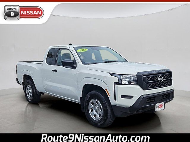 2023 Nissan Frontier S