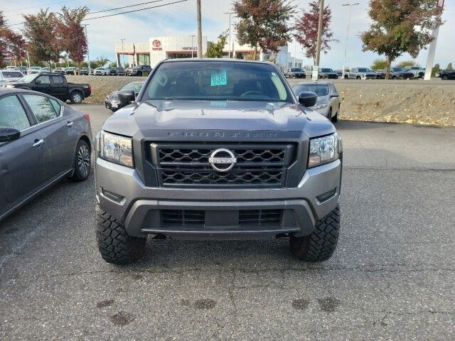 2023 Nissan Frontier S