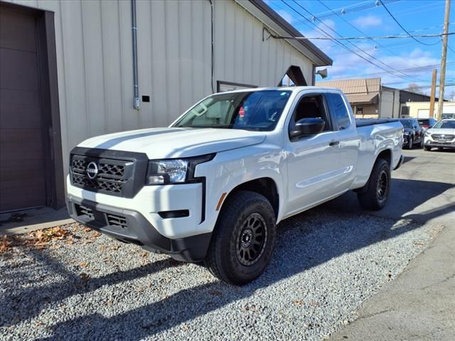 2023 Nissan Frontier S