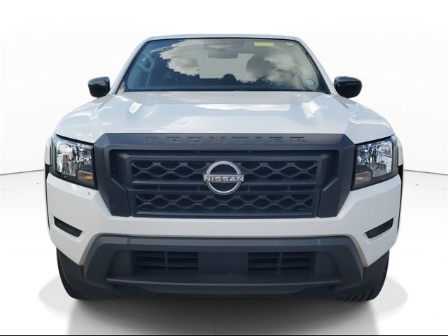 2023 Nissan Frontier S