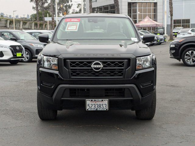 2023 Nissan Frontier S