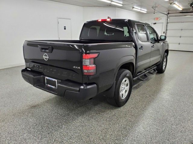 2023 Nissan Frontier S