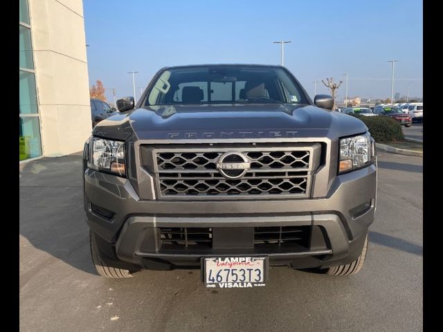 2023 Nissan Frontier SV