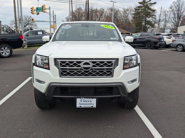 2023 Nissan Frontier SV